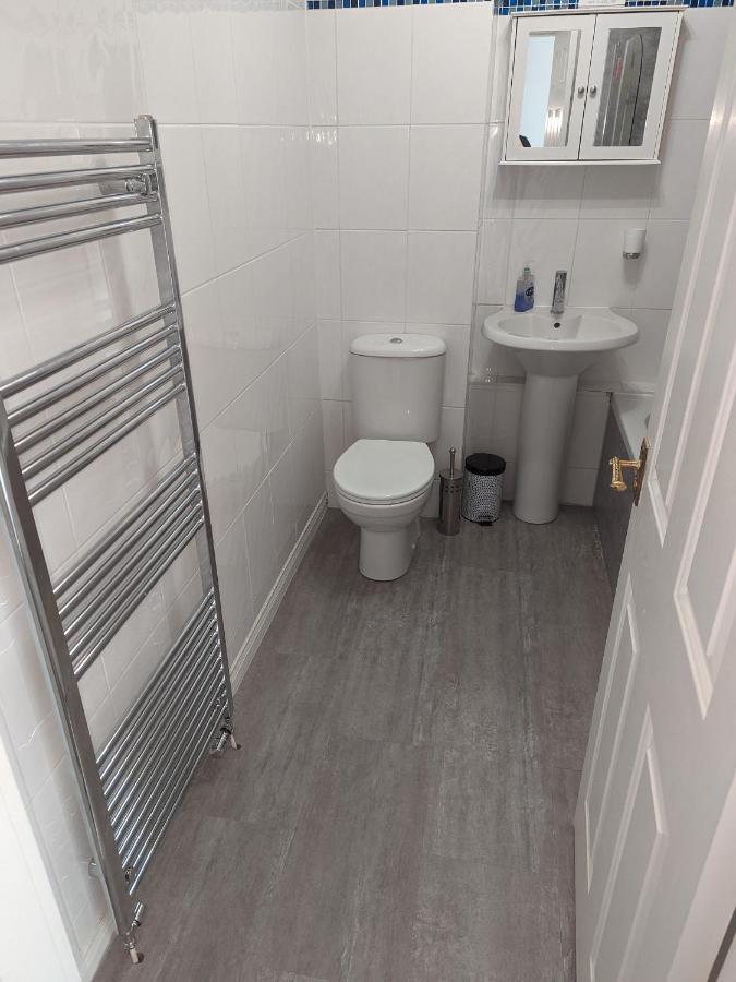 Teith Court Apartment With Private Parking. 스털링 외부 사진