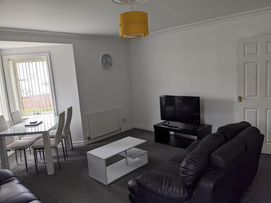 Teith Court Apartment With Private Parking. 스털링 외부 사진